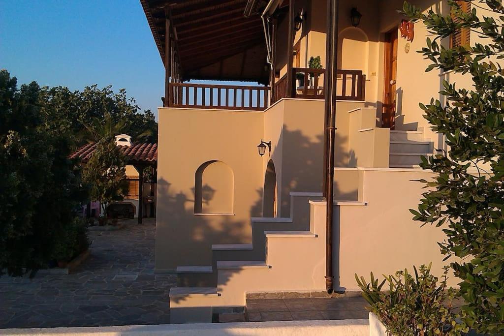 Explore Aegina Island Сувала Екстериор снимка