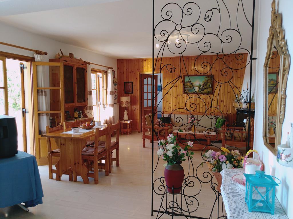 Explore Aegina Island Сувала Екстериор снимка